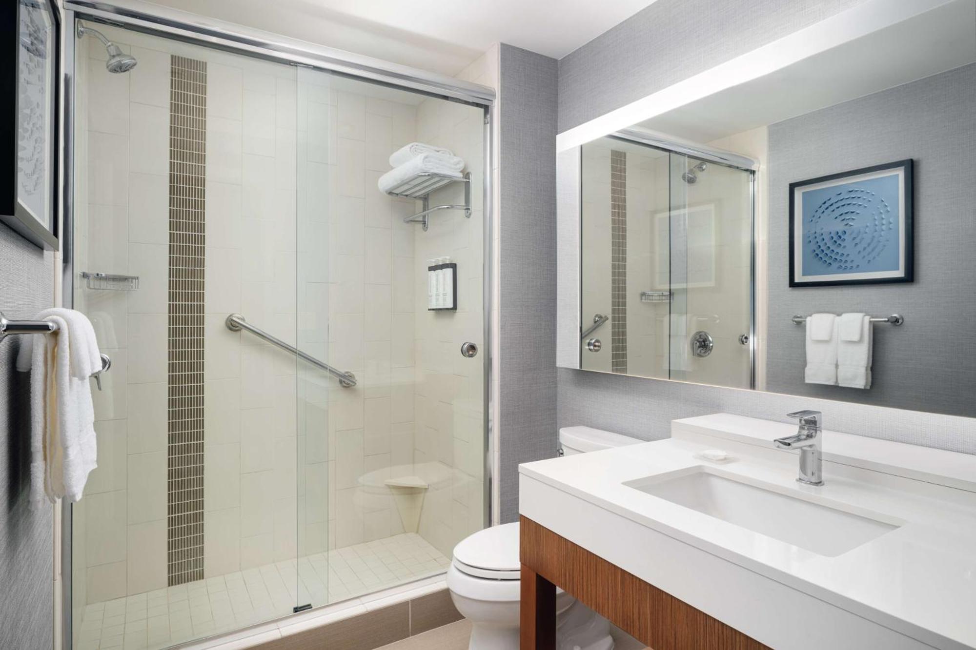 Hyatt Place Canton Lake Cable Екстериор снимка