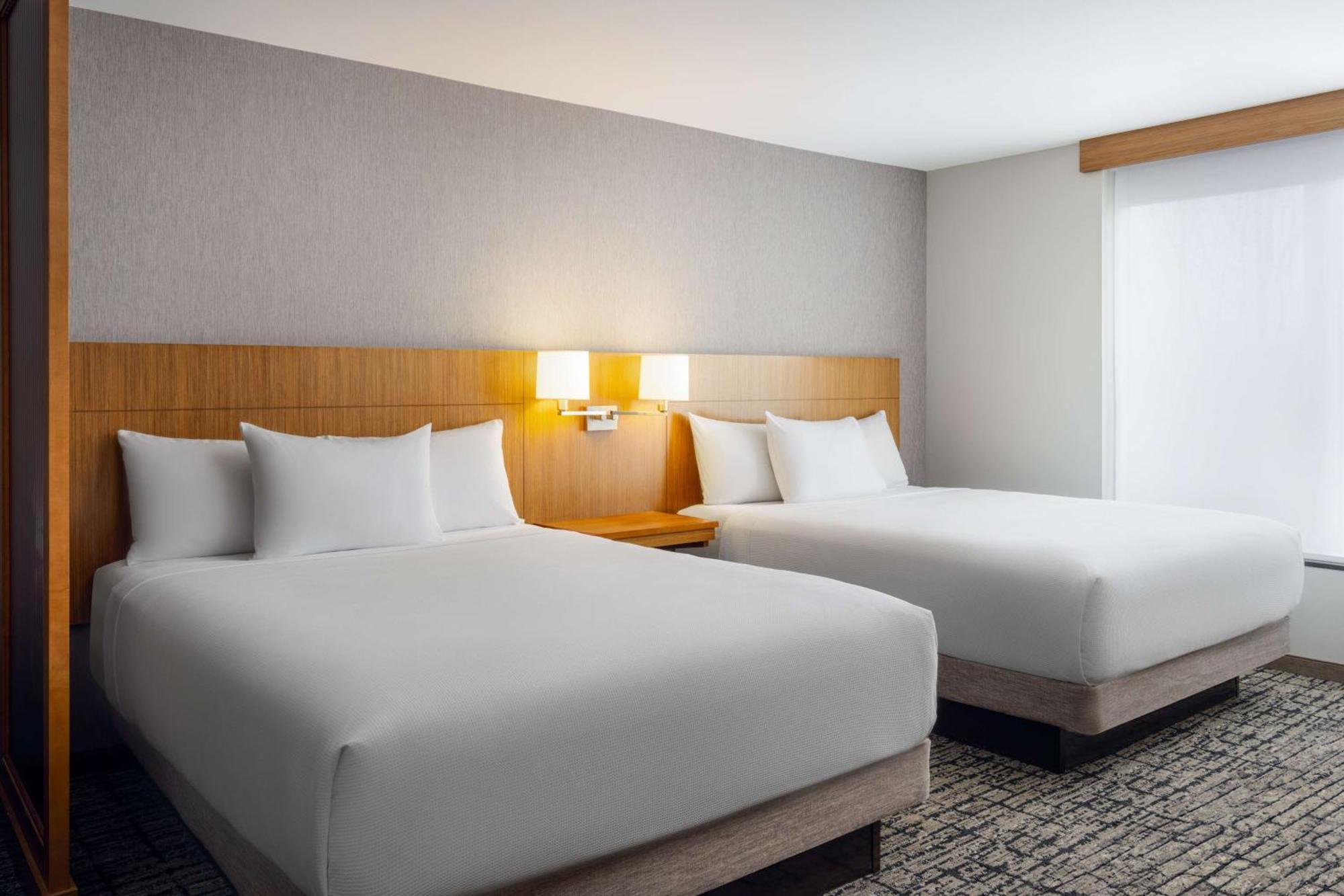 Hyatt Place Canton Lake Cable Екстериор снимка