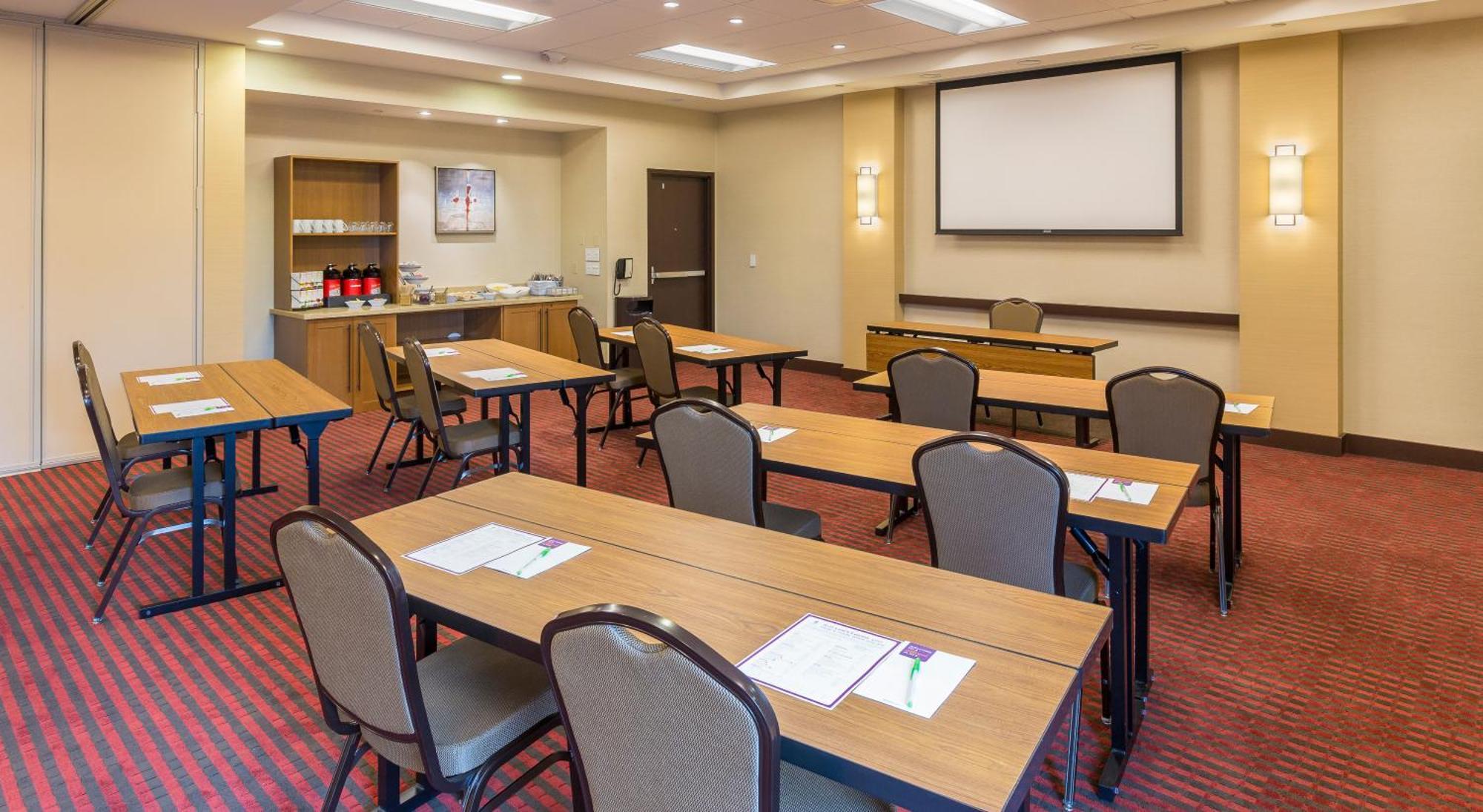 Hyatt Place Canton Lake Cable Екстериор снимка