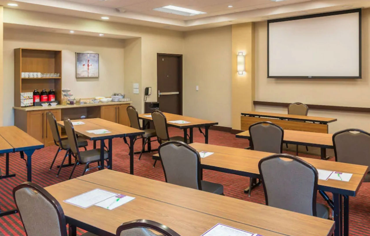 Hyatt Place Canton Lake Cable Екстериор снимка