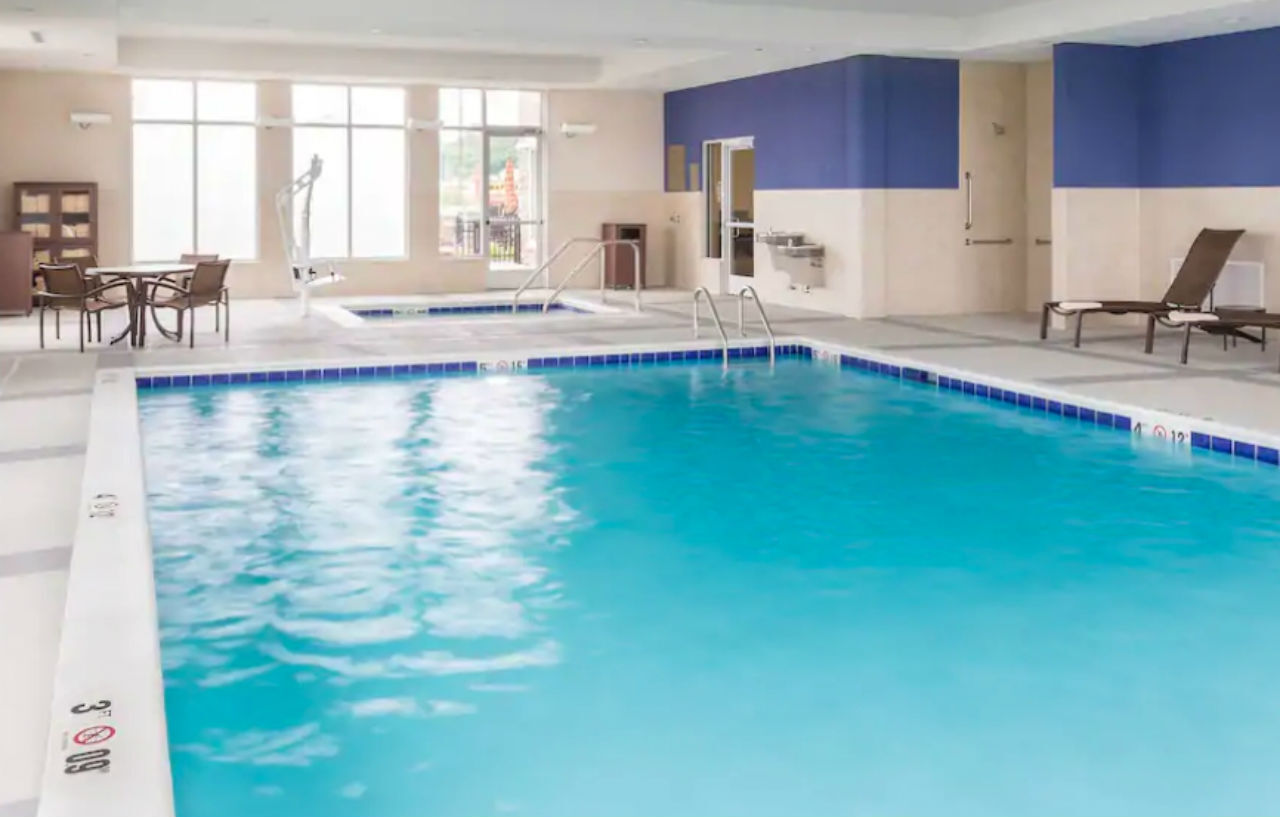 Hyatt Place Canton Lake Cable Екстериор снимка